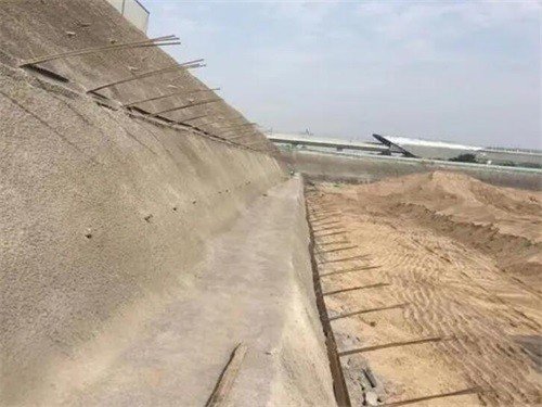 阿瓦提河道边坡加固